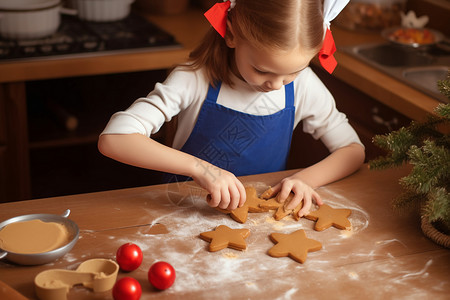 烘焙圣诞饼干的孩子图片