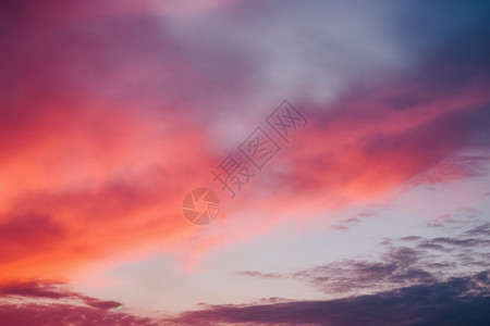 粉红色日落的天空图片
