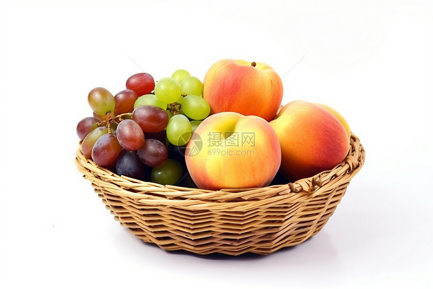 桃子和葡萄白色背景图片