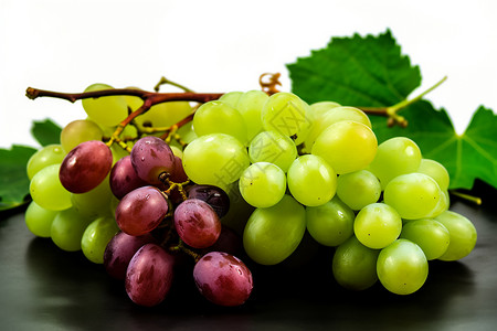 紫色和绿色的葡萄高清图片