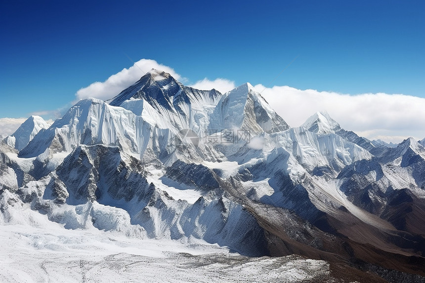 壮丽的珠穆朗玛峰图片