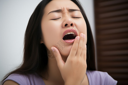 牙齿牙疼女人口腔溃疡痛苦的表情背景