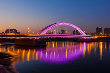 晚上南中环桥上的灯光秀高清图片