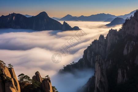 海里石头云海里的高山背景