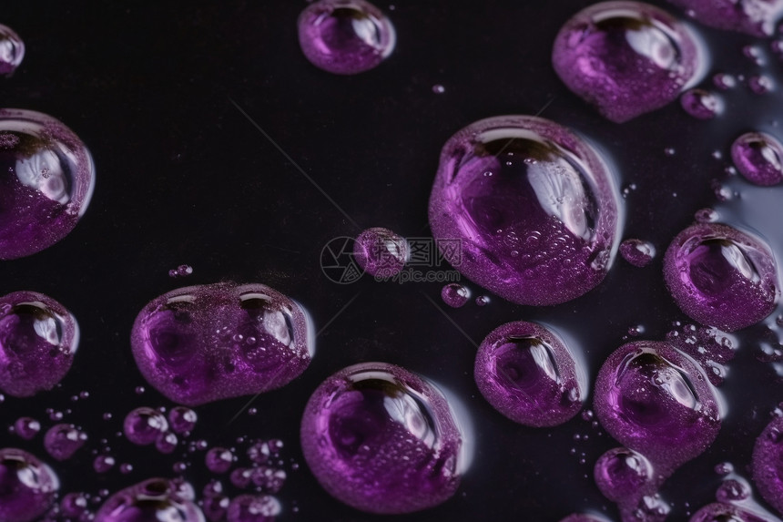 抽象紫色液体图片