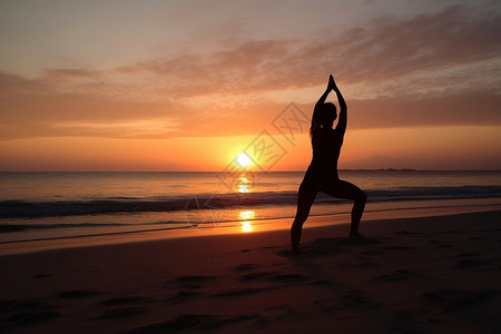 日落海边练瑜伽图片