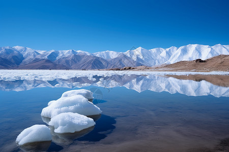 冰天雪地的风景图片