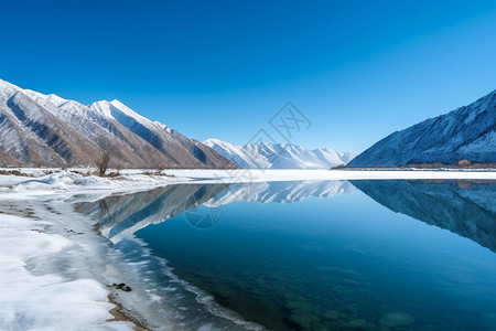 高原湖泊克拉莫克水高清图片