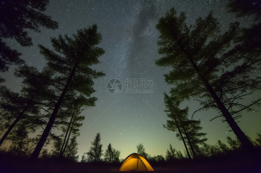 星空下的露营帐篷图片