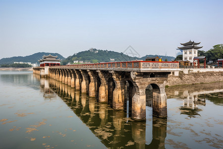 中国的桥梁古建筑图片