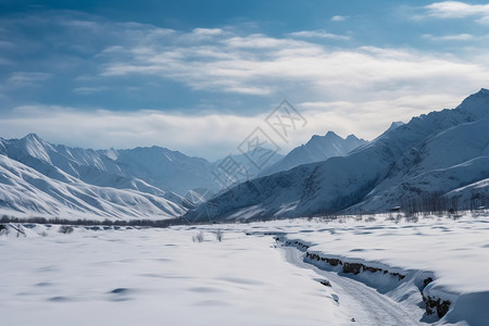 天山雪景图片