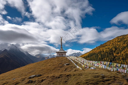 山脉下的旅游建筑图片