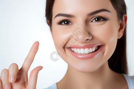 女性的牙齿图片