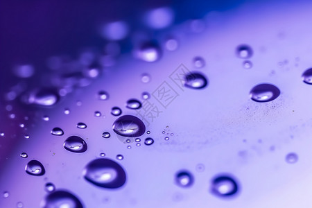 透明水滴紫色背景背景图片