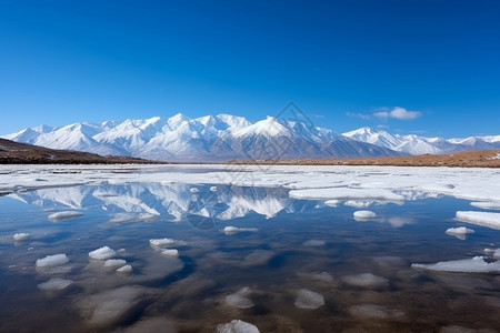 美丽的昆仑山脉背景图片