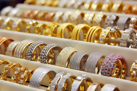 黄金白银素材珠宝店的戒指背景
