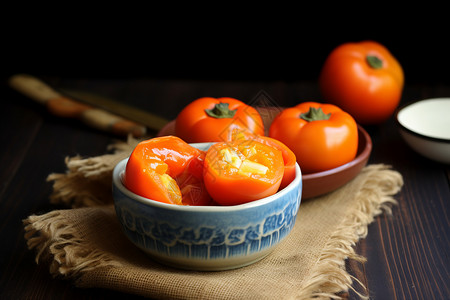 新鲜多汁的柿子高清图片