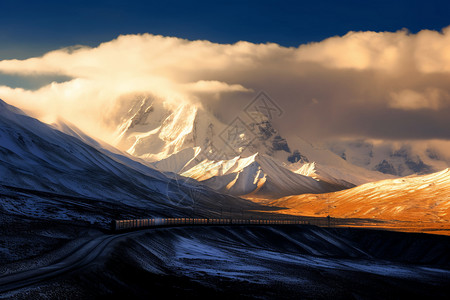 青藏铁路沿线的风景背景图片