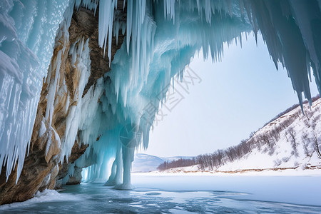 北极寒冷的洞穴图片