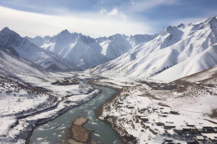 高大的雪山图片