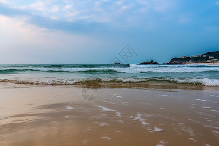 夏日的海滩背景图片