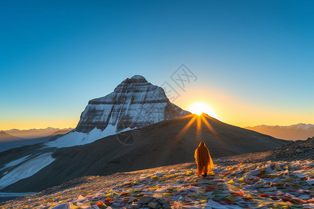 日照的景观光照山峰高清图片