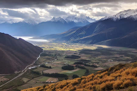 险恶的山坡背景