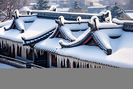 古建筑上的冰雪图片