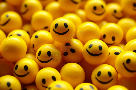 一堆带有笑脸的黄色球高清图片