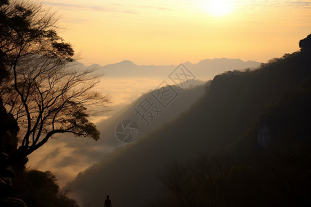 山上的日出背景图片