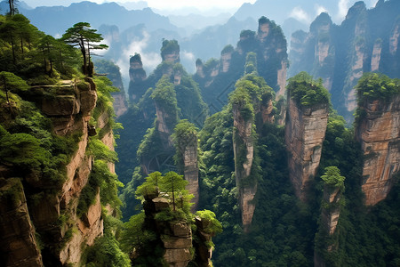 高耸的岩石峭壁背景图片