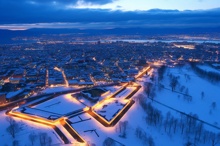 下雪后美丽的城市建筑图片