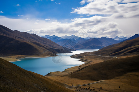 山河和山脉云层和山峰高清图片