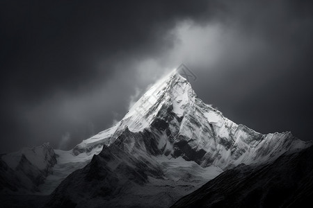 白色的雅拉雪山图片