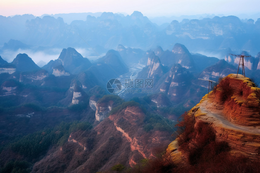 绵延的山脉图片