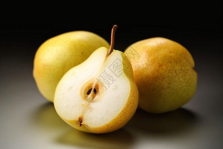 成熟甘甜的梨子图片
