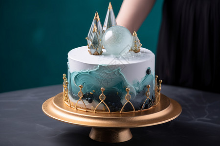 精美装饰皇冠好看的生日蛋糕背景