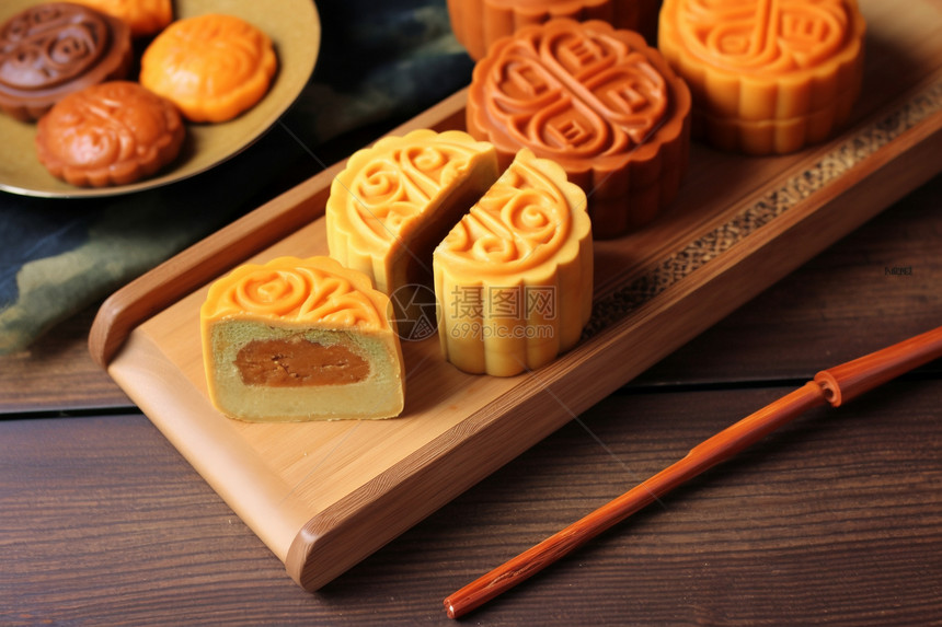 传统中秋节月饼图片