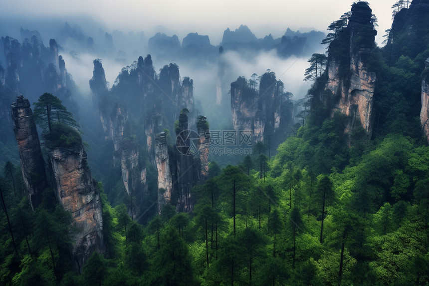 山脉自然阴雨风景图片