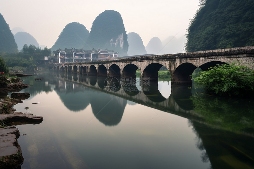 山间景色长廊图片