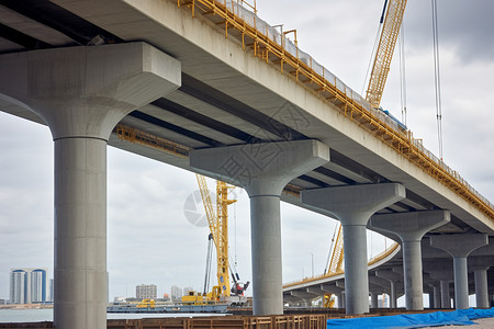 建设中的跨海大桥图片