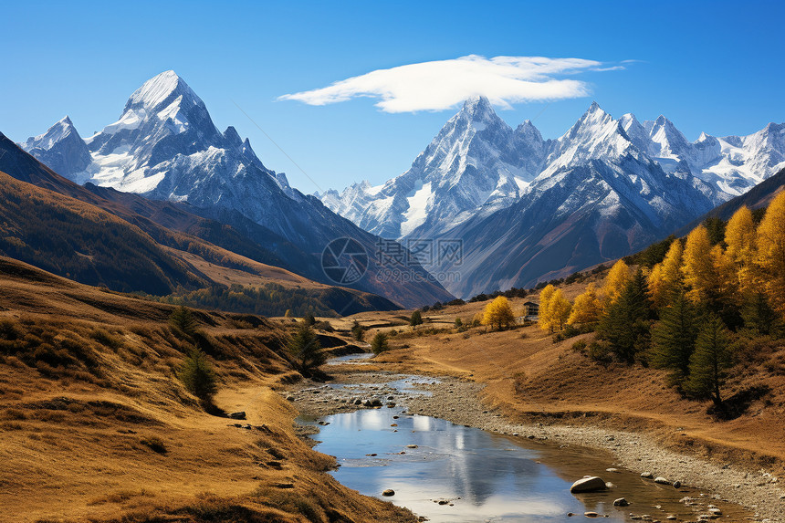 美丽的山峰图片