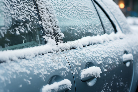 车窗结冰下雪时车窗的景观背景