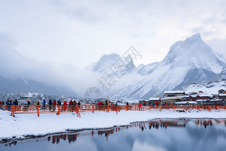 丽江的玉龙雪山背景图片