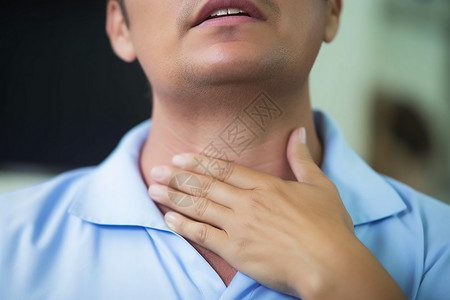 甲状腺功能减退男士的喉咙疼背景