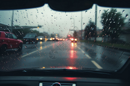 下雨天的公路图片