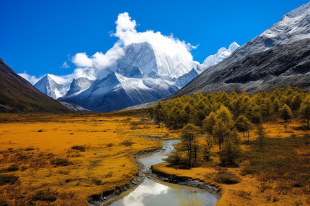 蓝天下的群山背景图片