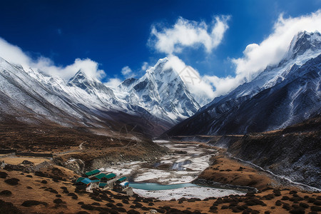 美丽的雪山草原图片