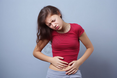 女人腹部疼痛图片