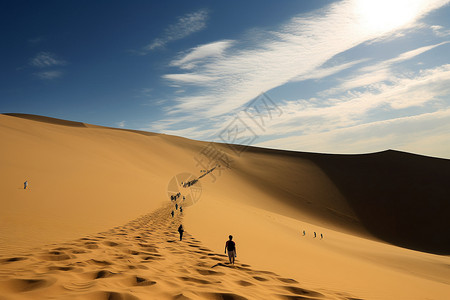 沙漠行人徒步在沙漠行走背景